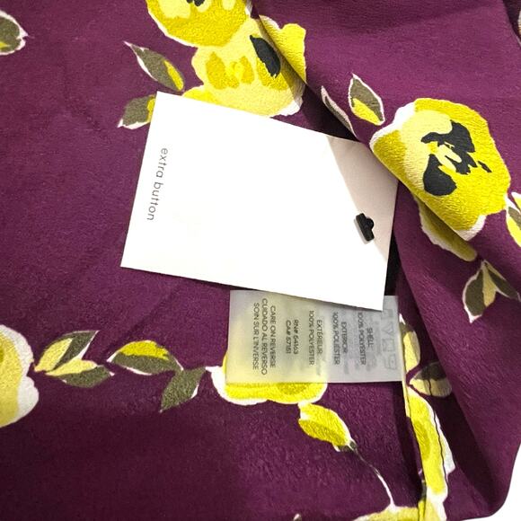 Calvin Klein MEDIUM Printed Roll Tab Sleeve Blouse - Stitch Fix Button Up Top - Picture 10 of 15